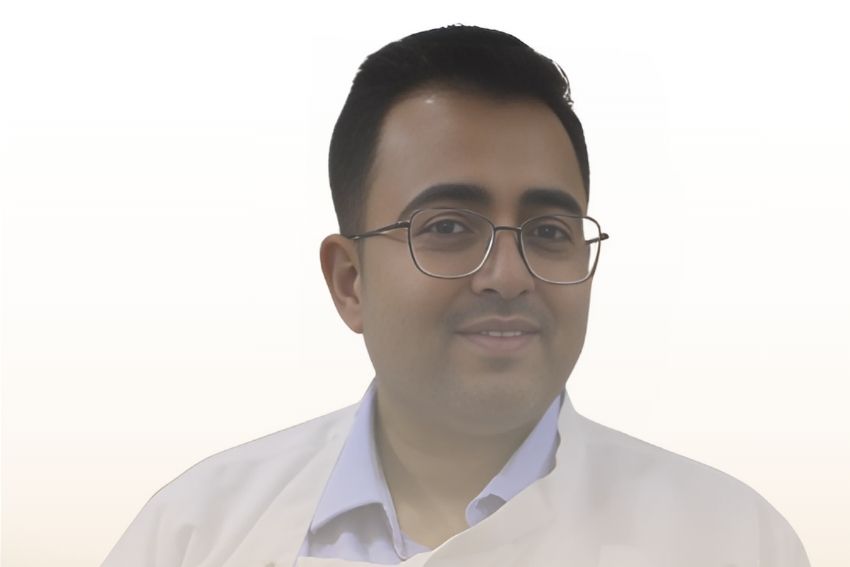 Dr. Rajeev Singh, leading physiotherapist and pain specialist in Patna, expert in orthopedic and neurological rehabilitation